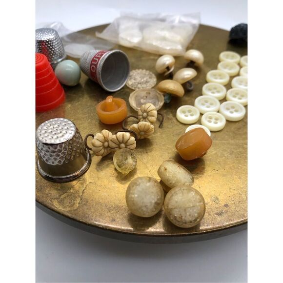 Vintage Buttons and Thimbles Assorted Lot - Picture 8 of 16
